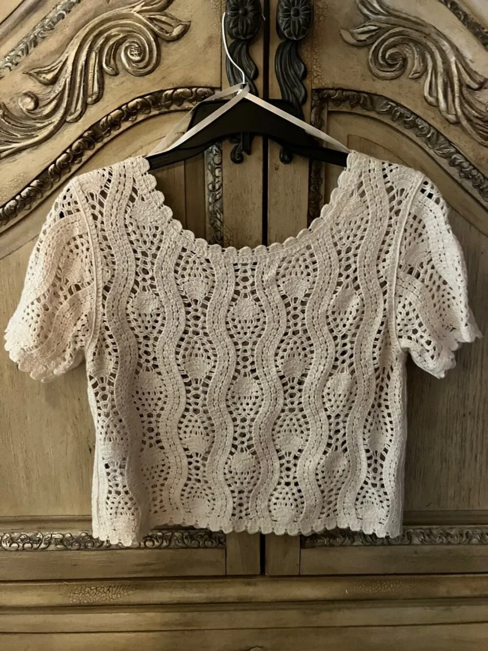 JESSICA SIMPSON - Beige crochet cropped sweater - Medium - Picture 2 of 6